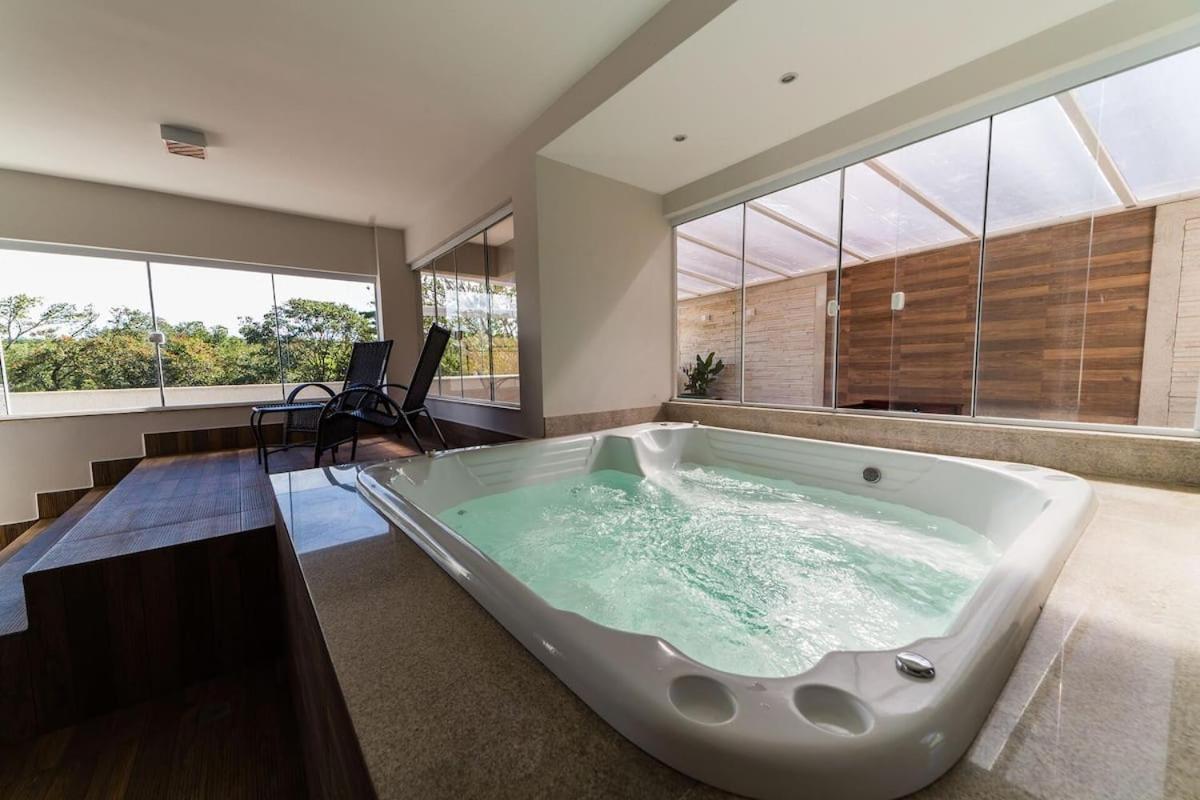 Serra Madre Com Linda Vista E Jacuzzi Lejlighed Rio Quente Eksteriør billede