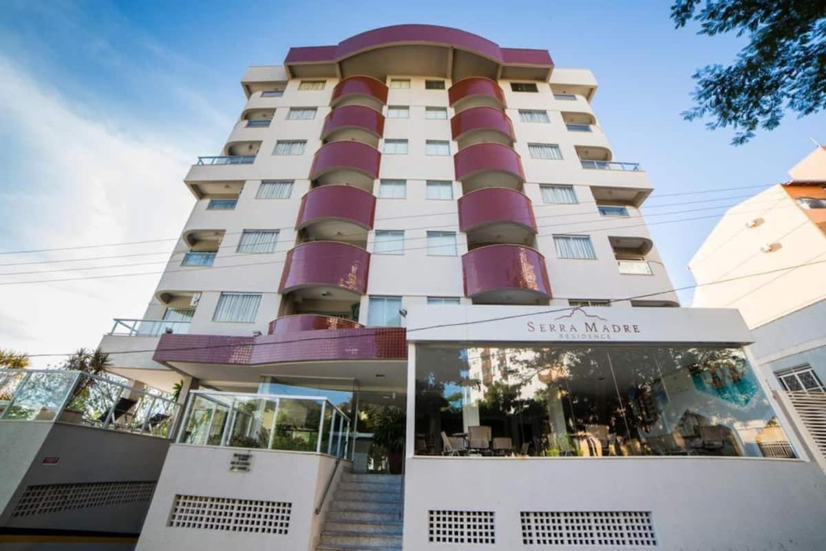 Serra Madre Com Linda Vista E Jacuzzi Lejlighed Rio Quente Eksteriør billede